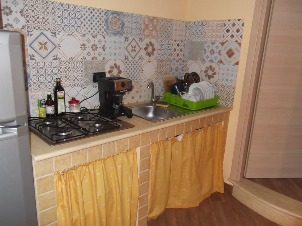 Zu Pippinu Apartment Castellammare del Golfo Bagian luar foto