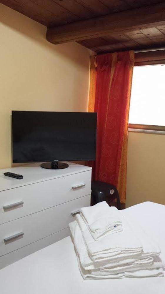 Zu Pippinu Apartment Castellammare del Golfo Bagian luar foto