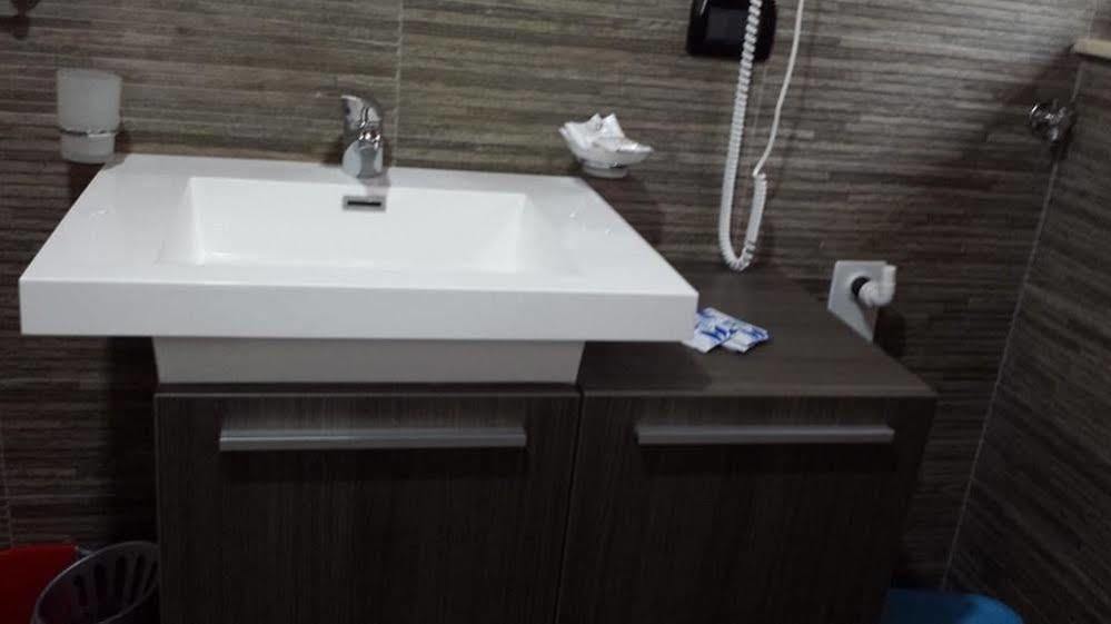Zu Pippinu Apartment Castellammare del Golfo Bagian luar foto