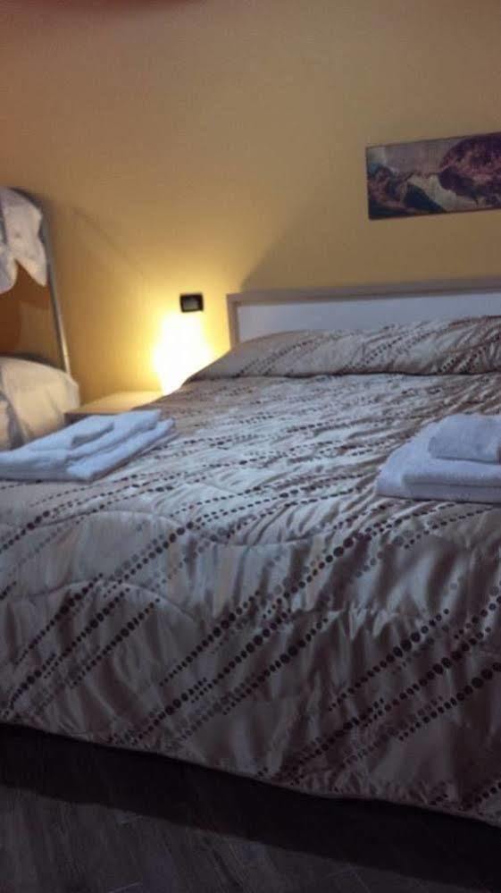 Zu Pippinu Apartment Castellammare del Golfo Bagian luar foto