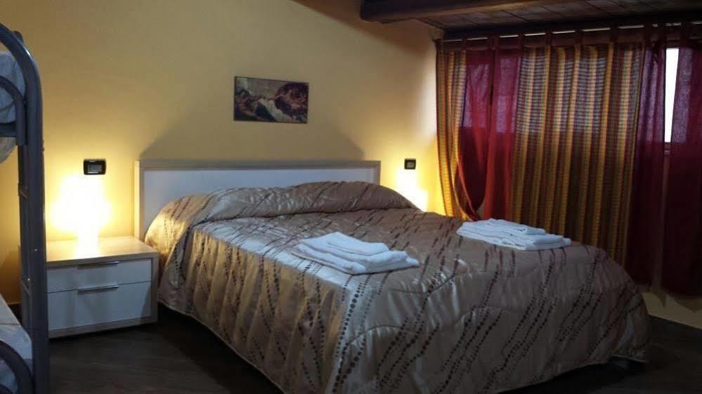 Zu Pippinu Apartment Castellammare del Golfo Bagian luar foto